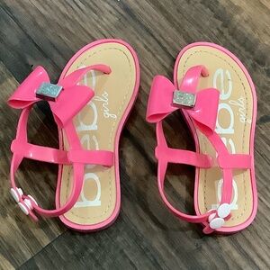Bebe Girls slingback sandals with bow detail. Hot pink! Size 11/12 toddler